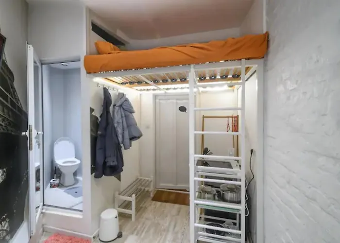 Cozy Loft In The Heart Of