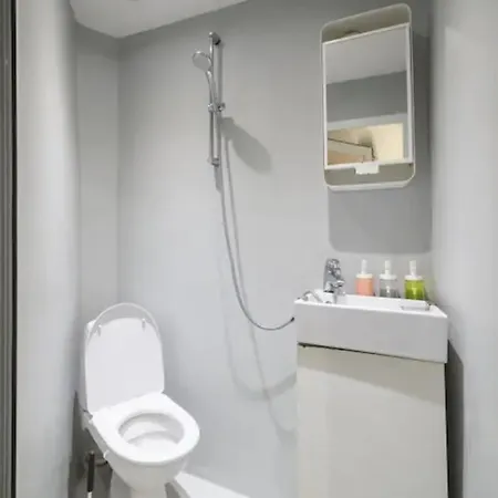 Апартамент Cozy Loft In The Heart Of *